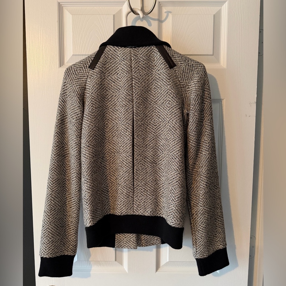 L.A.M.B Metallic Thread Jacket - Picture 3 of 9